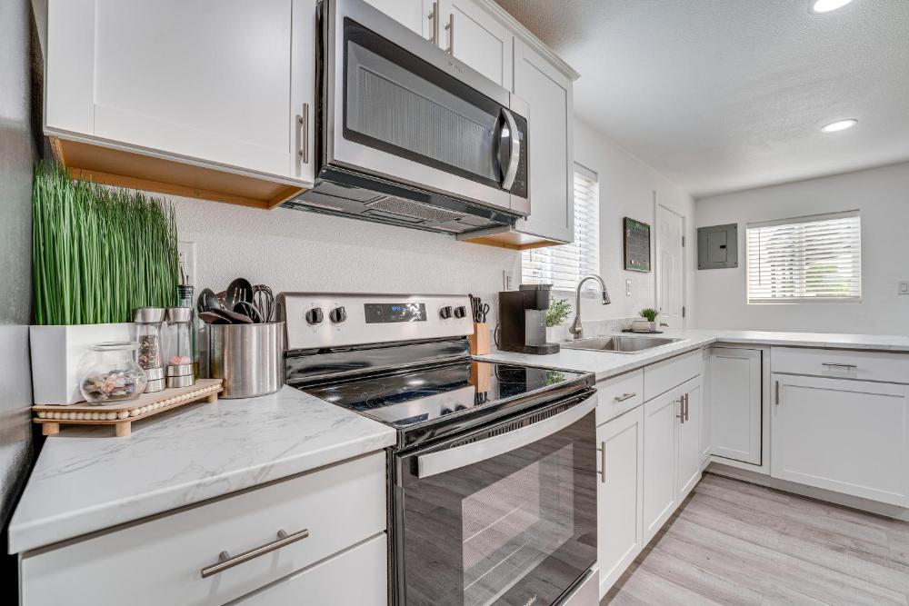 Pet-Friendly Home Less Than 1 Mi to Downtown Moses Lake!